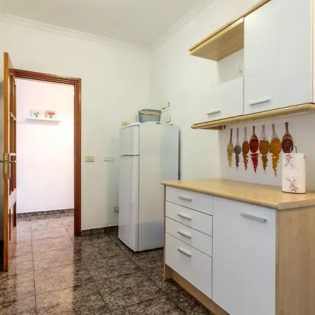 Flatguest Cicer - 3bdr + Balcony + *