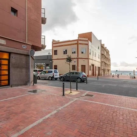 Flatguest Cicer - 3bdr + Balcony + Apartment Las Palmas / Gran Canaria